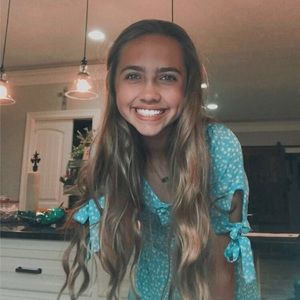 Meet your Posher, Zoe